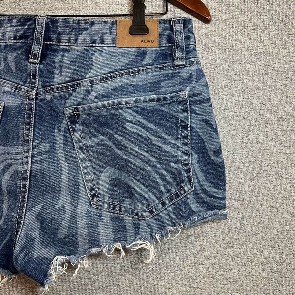 Aeropostale Jean Short Women Size 4 Blue Printed Boyfriend Cutoff Button Fly - Picture 11 of 16